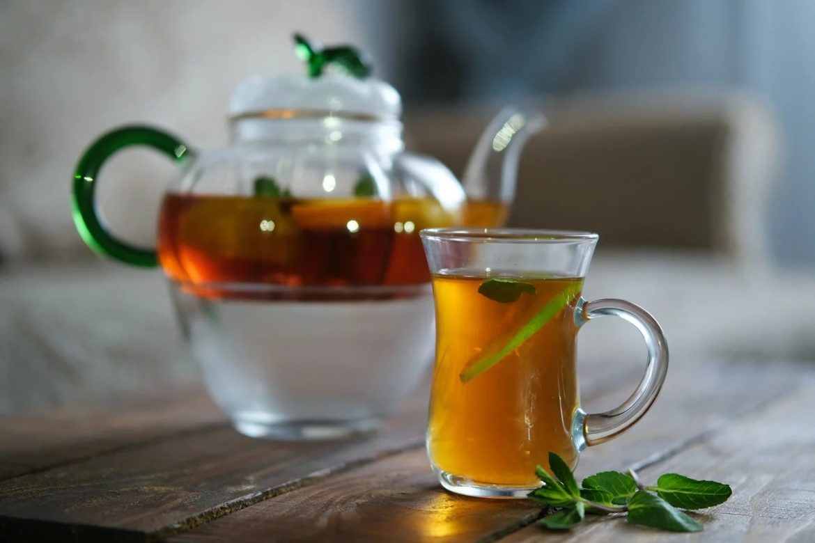نوشیدن چای جاسمین اصل باعث درمان نابینایی مردی در فرانسه شد
